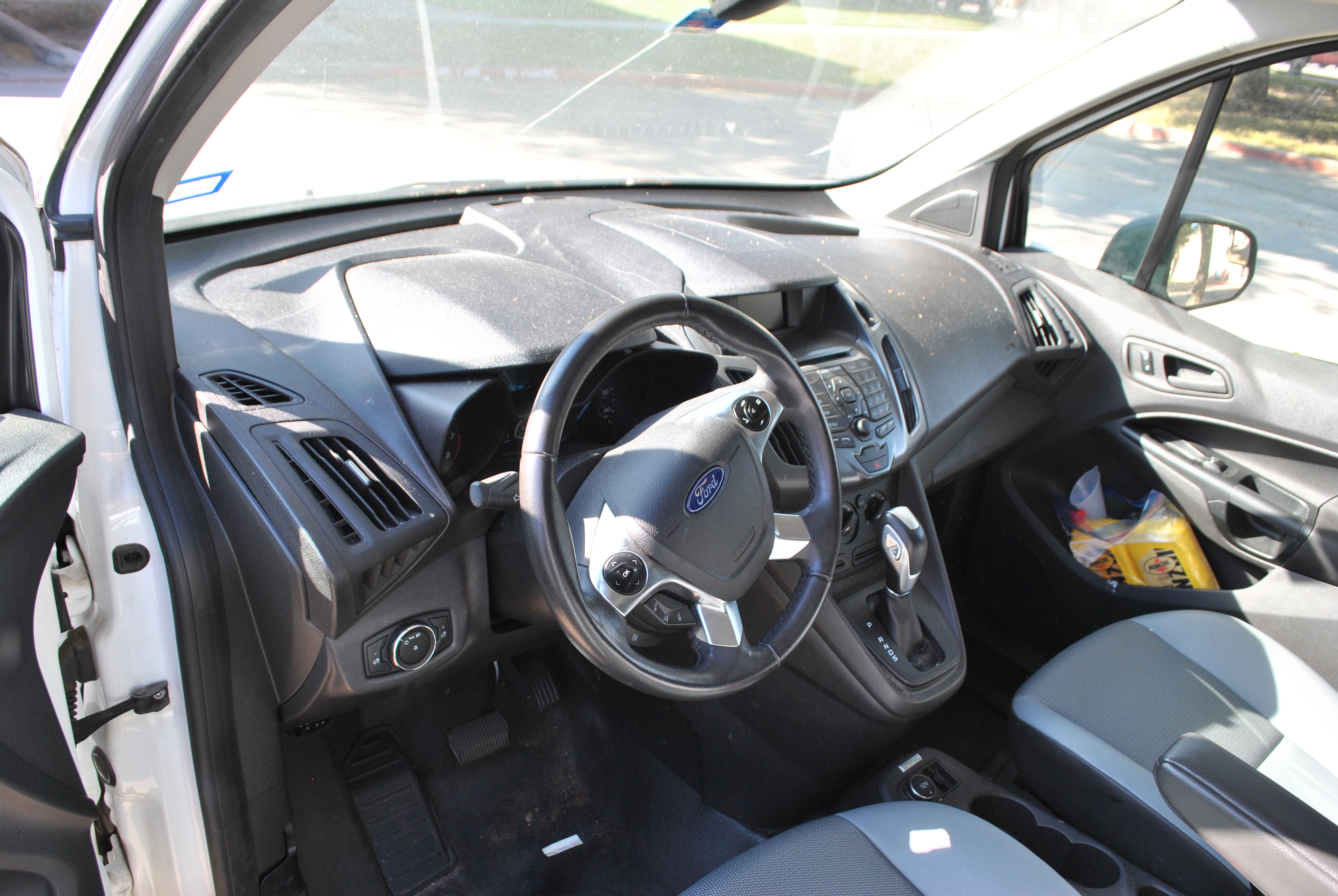 Used 2016 Ford Transit Connect XL FWD image 4