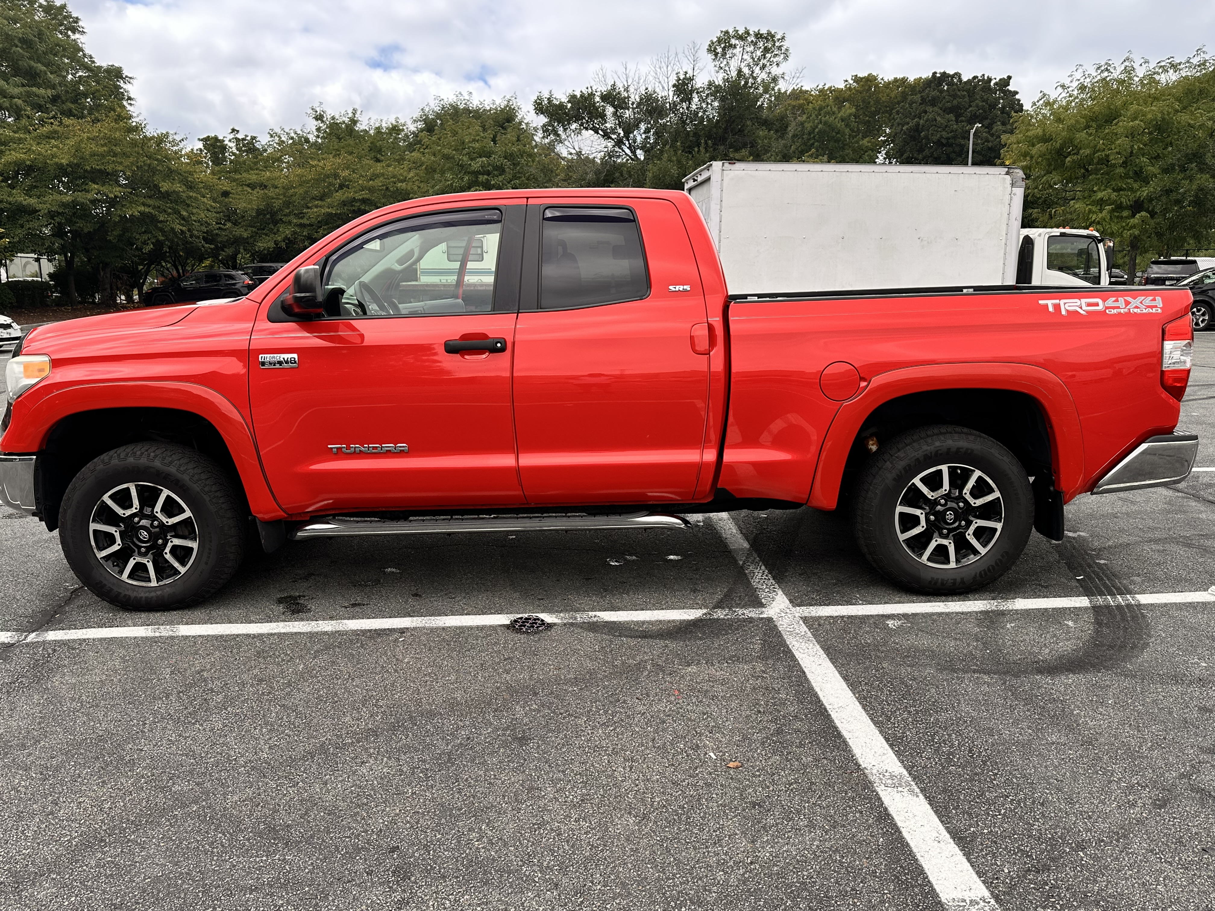 Used 2015 Toyota Tundra SR5 w/ TRD Off Road Package AWD/4WD image 1