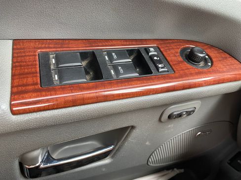 Used 2007 Jeep Grand Cherokee Limited image 18