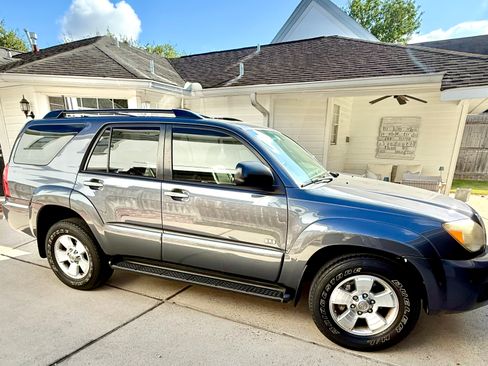 Used 2006 Toyota 4Runner Sport image 2