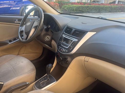 Used 2014 Hyundai Accent GLS image 18