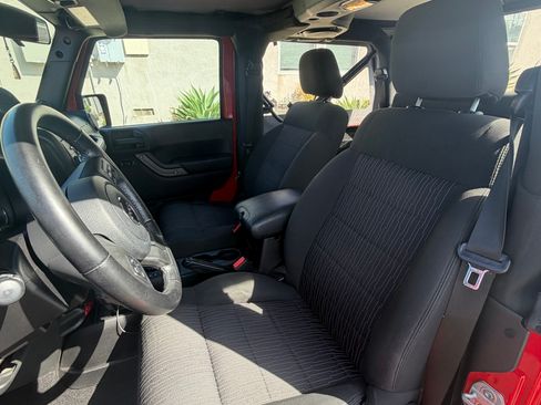 Used 2011 Jeep Wrangler Sport AWD/4WD image 10