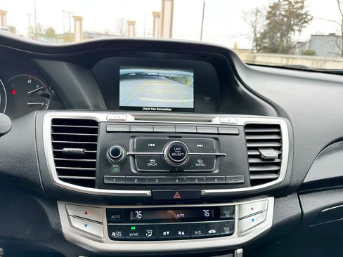 Used 2014 Honda Accord Sport image 19