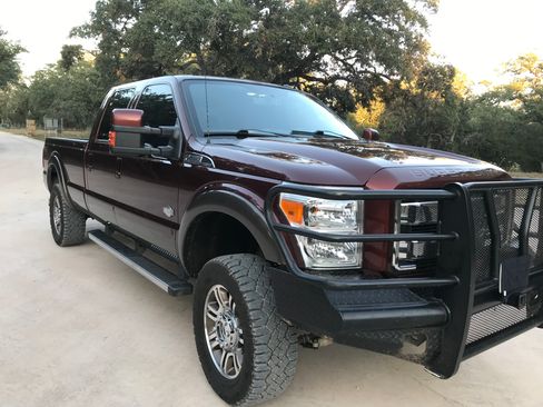 Used 2015 Ford F350 King Ranch image 5