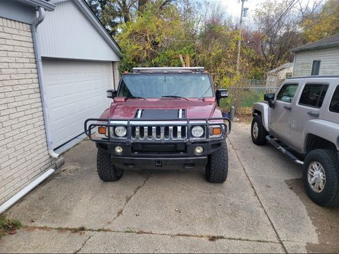 Used 2005 HUMMER H2 w/ Preferred Equipment Group image 6