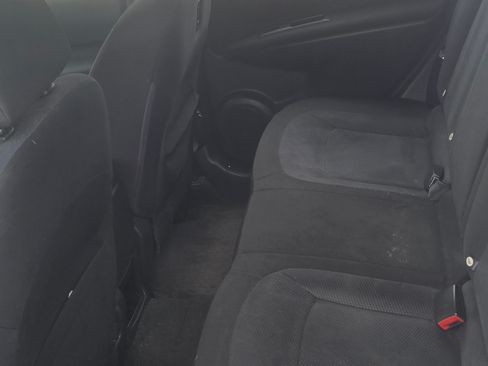 Used 2013 Nissan Rogue S image 11