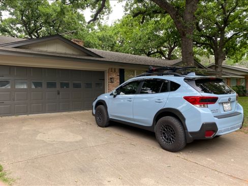 Used 2023 Subaru Crosstrek 2.0i Premium image 4