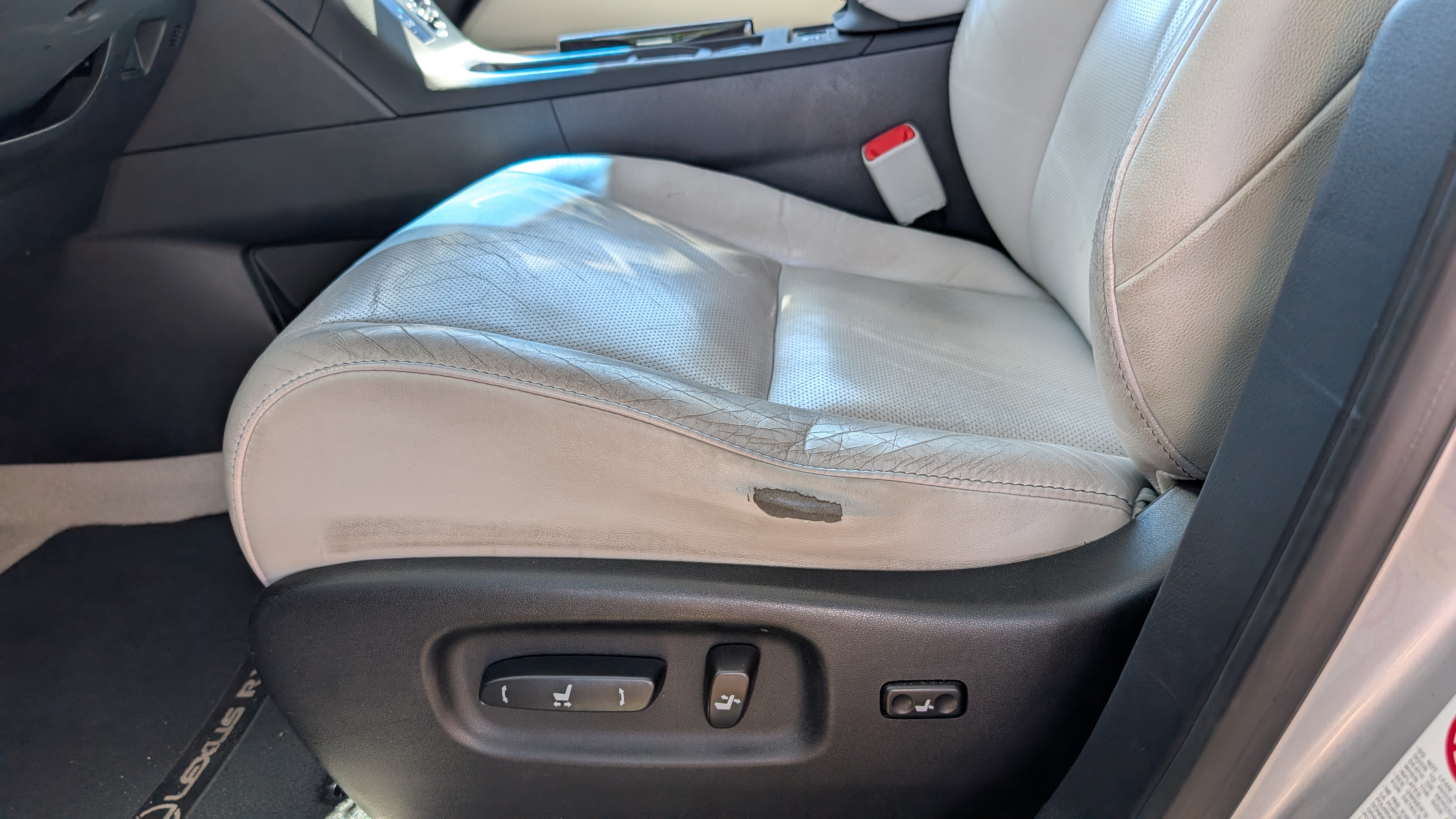 Used 2013 Lexus RX 350 FWD w/ Premium Pkg image 17