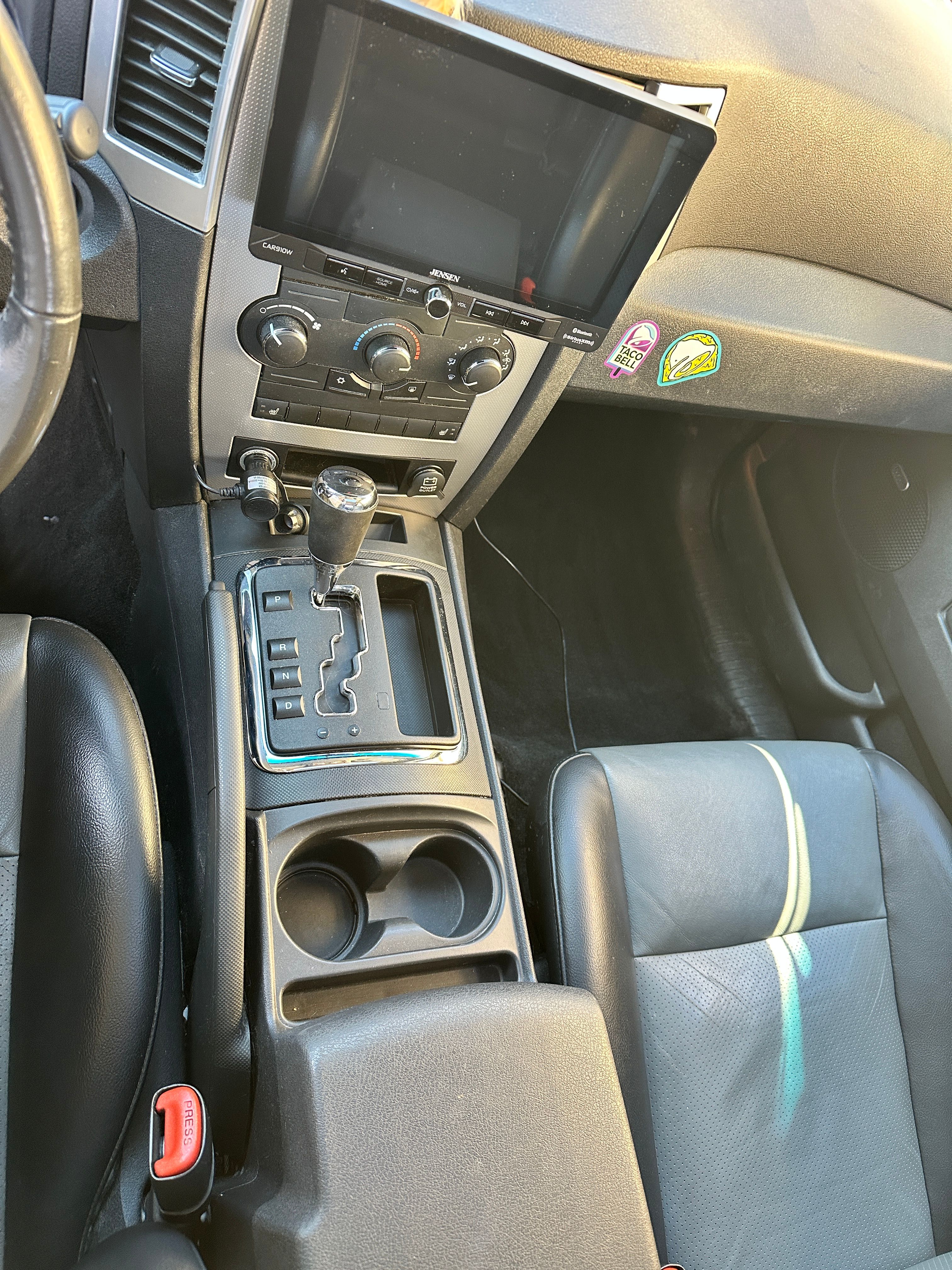 Used 2008 Jeep Grand Cherokee Laredo AWD/4WD image 14