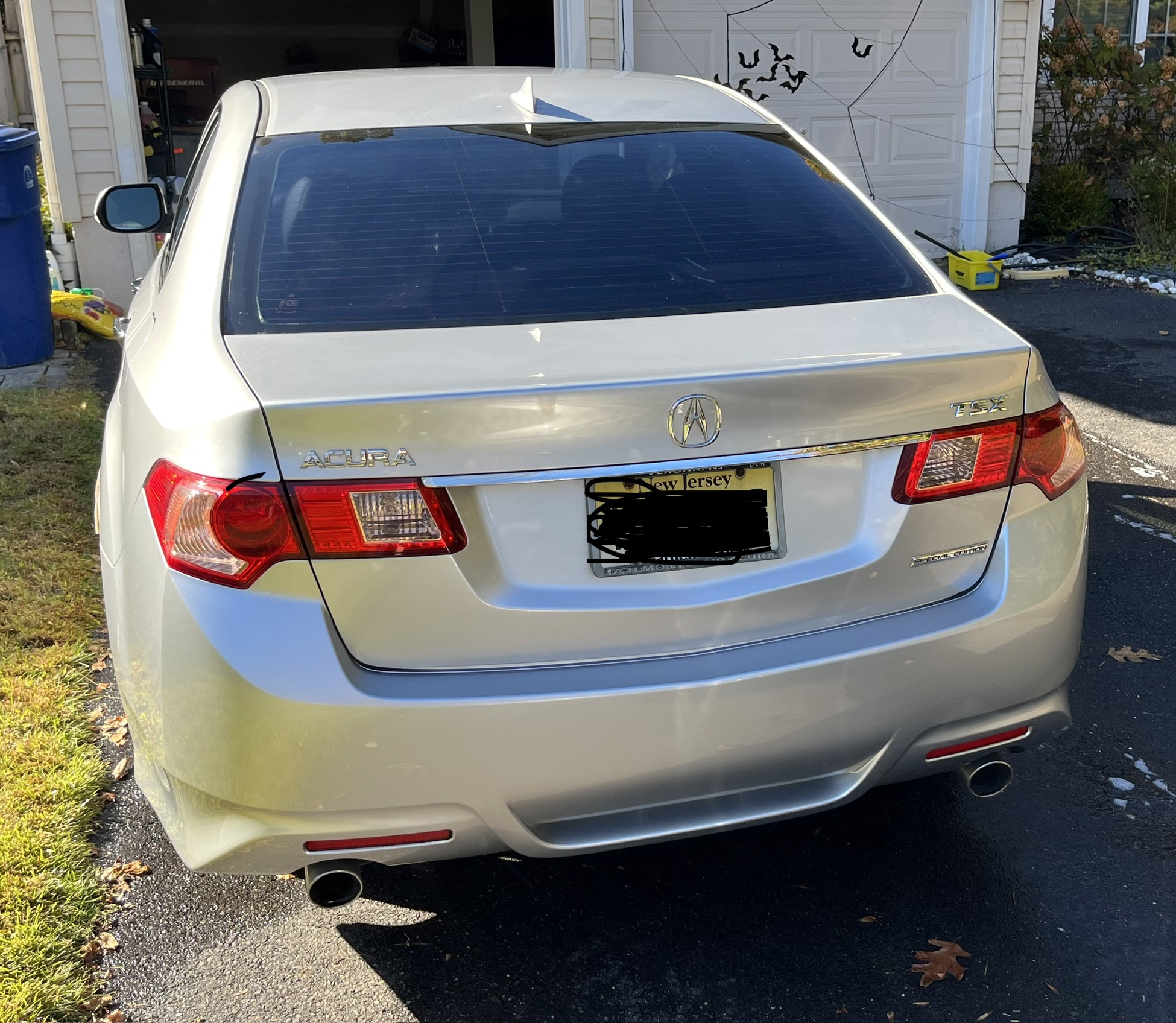 Used 2012 Acura TSX Special Edition FWD image 2