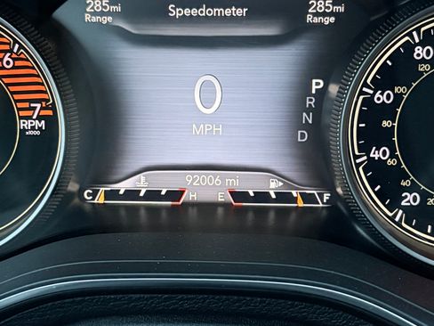 Used 2020 Jeep Cherokee Limited image 11