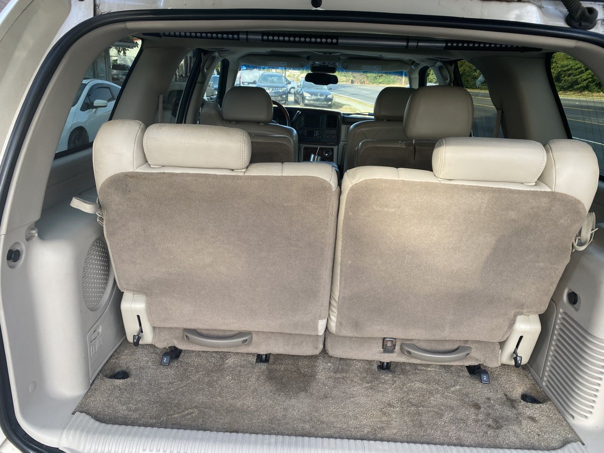 Used 2003 Cadillac Escalade AWD w/ Marketing Vehicle Package image 14