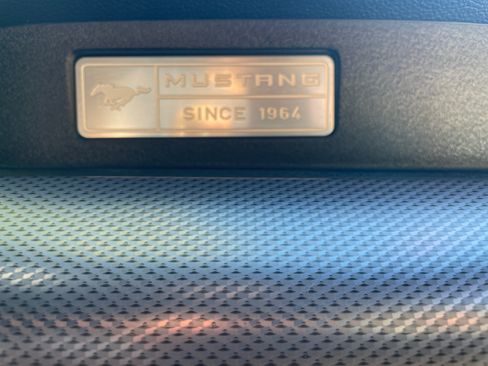 Used 2017 Ford Mustang Coupe image 12