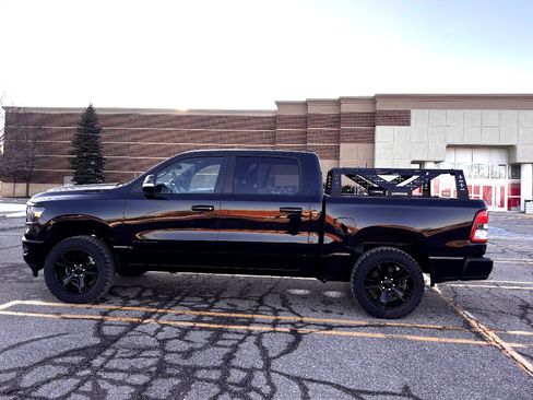 Used 2021 RAM 1500 Big Horn image 4