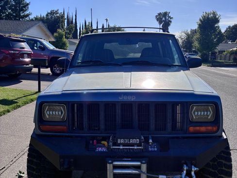 Used 1998 Jeep Cherokee Sport AWD/4WD image 4