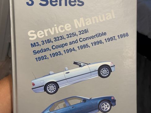 Used 1995 BMW 325i Convertible image 7