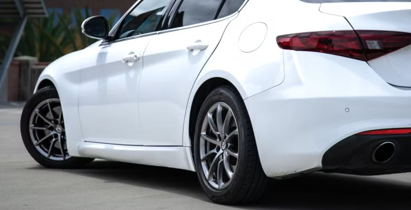 Used 2020 Alfa Romeo Giulia RWD image 6
