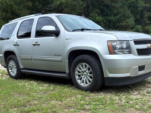 Used 2011 Chevrolet Tahoe 4WD Hybrid image 6