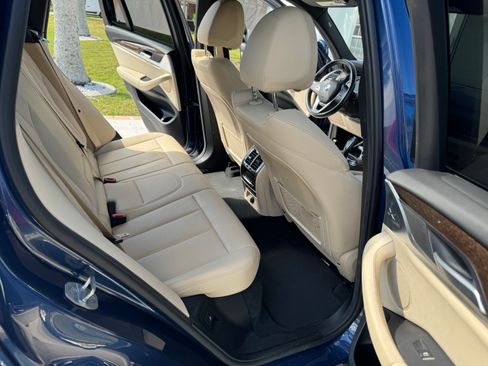 Used 2018 BMW X3 xDrive30i image 2