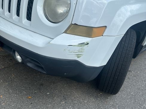 Used 2014 Jeep Patriot Sport FWD image 2