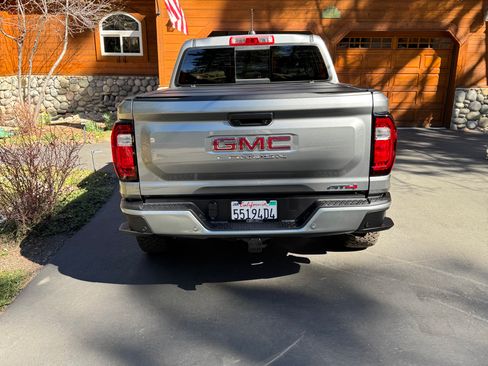 Used 2025 GMC Canyon AT4 w/ Technology Plus Package image 5