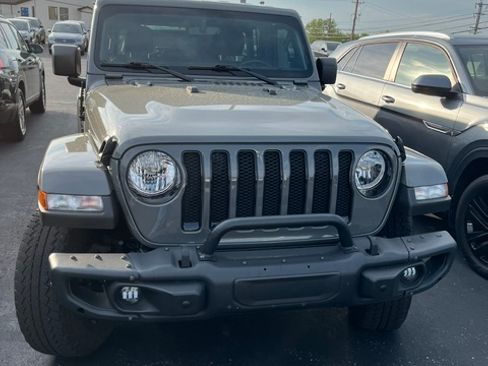Used 2022 Jeep Wrangler Unlimited Sahara image 1