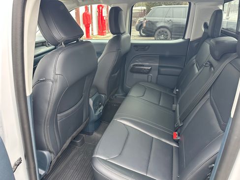 Used 2024 Ford Maverick Lariat w/ Black Appearance Package image 13