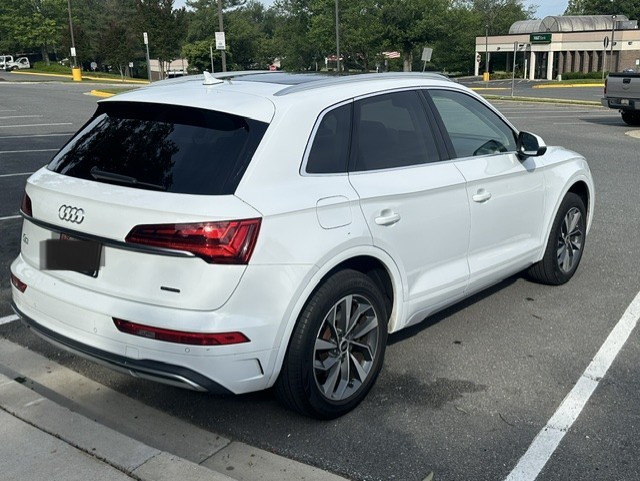 Used 2021 Audi Q5 2.0T Premium w/ Convenience Package AWD/4WD image 18