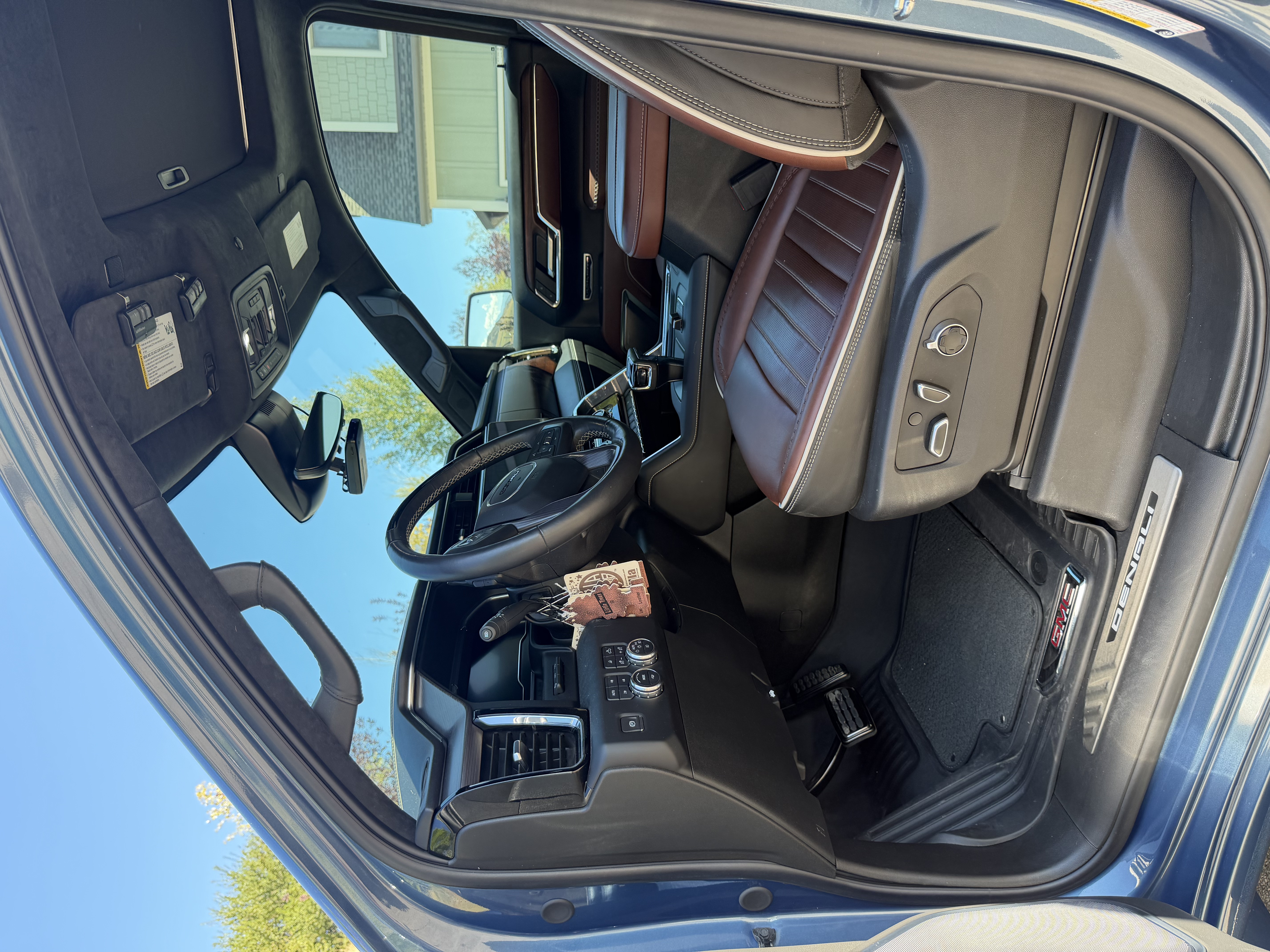 Used 2024 GMC Sierra 1500 Denali Ultimate AWD/4WD image 11