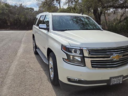 Used 2015 Chevrolet Tahoe LTZ image 10