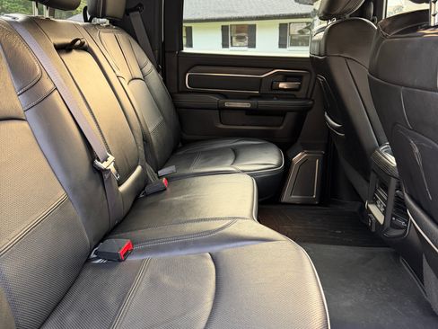 Used 2019 RAM 2500 Limited AWD/4WD image 16
