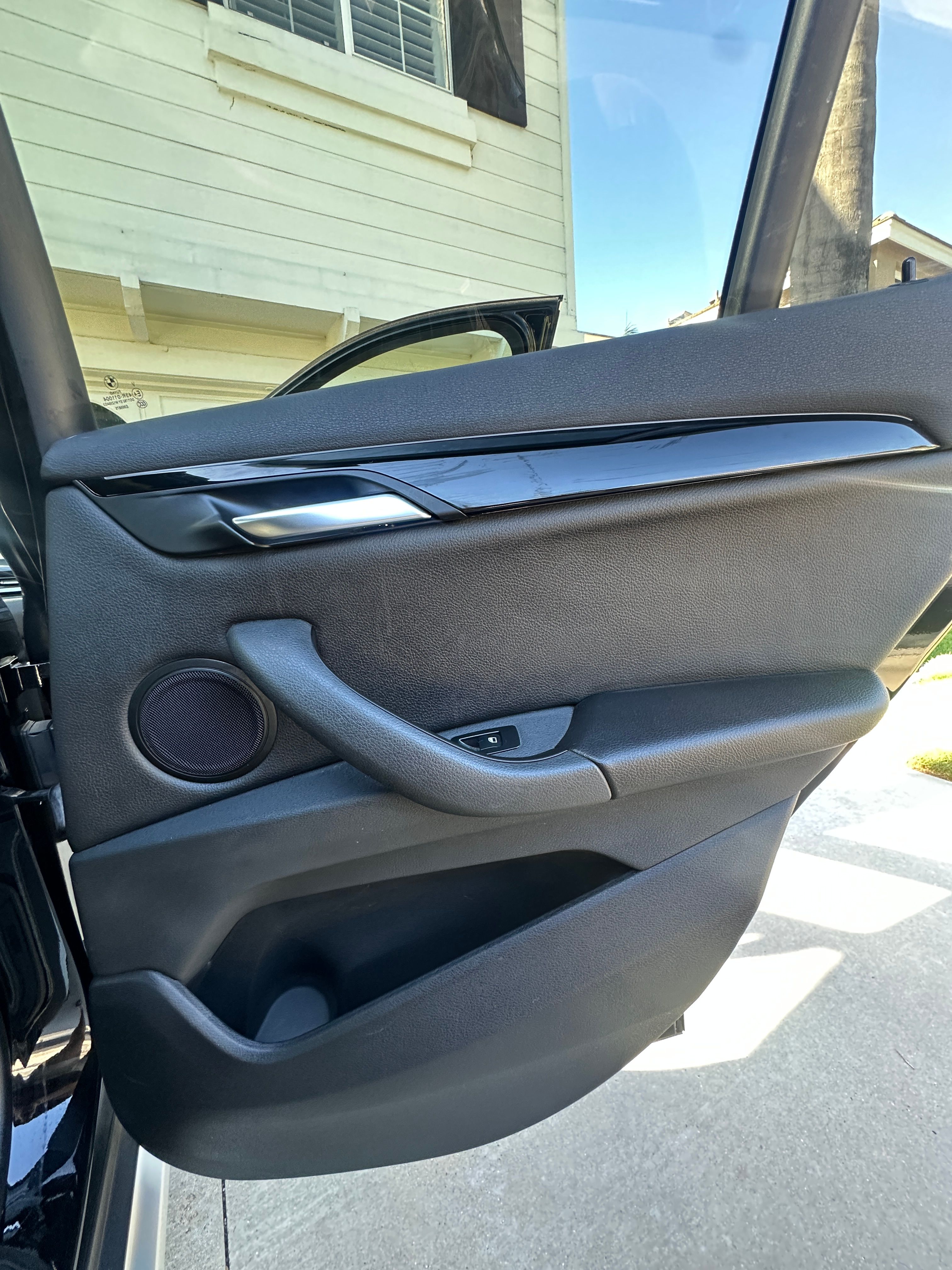 Used 2017 BMW X1 xDrive28i AWD/4WD image 11