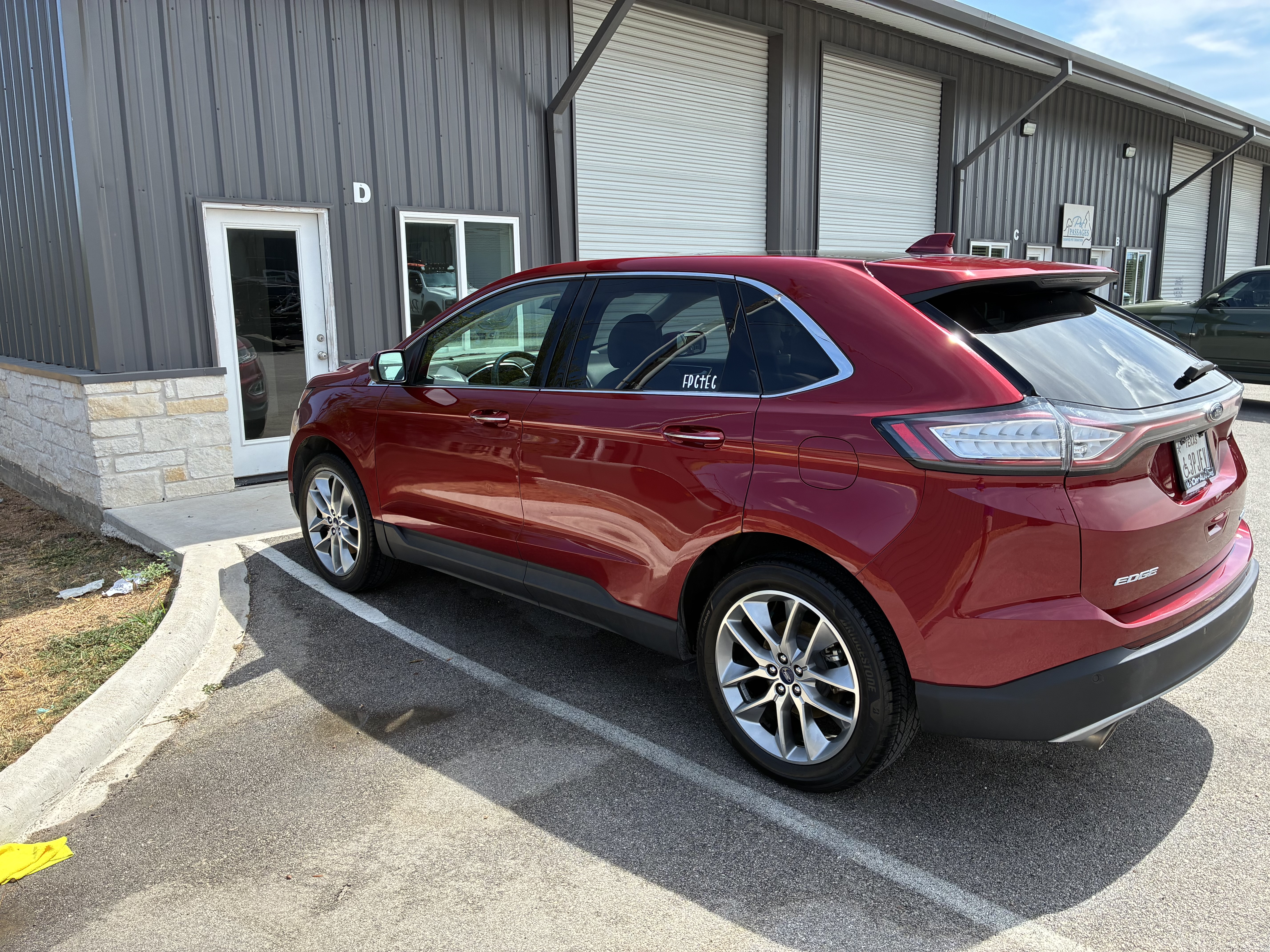 Used 2018 Ford Edge Titanium w/ Equipment Group 301A FWD image 6
