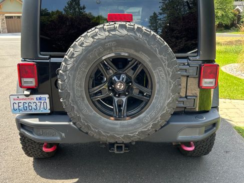 Used 2015 Jeep Wrangler Rubicon image 4