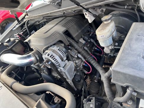 Used 2013 GMC Yukon Denali image 6