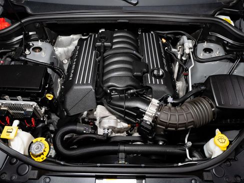 Used 2020 Jeep Grand Cherokee SRT w/ Trailer Tow Group IV image 15