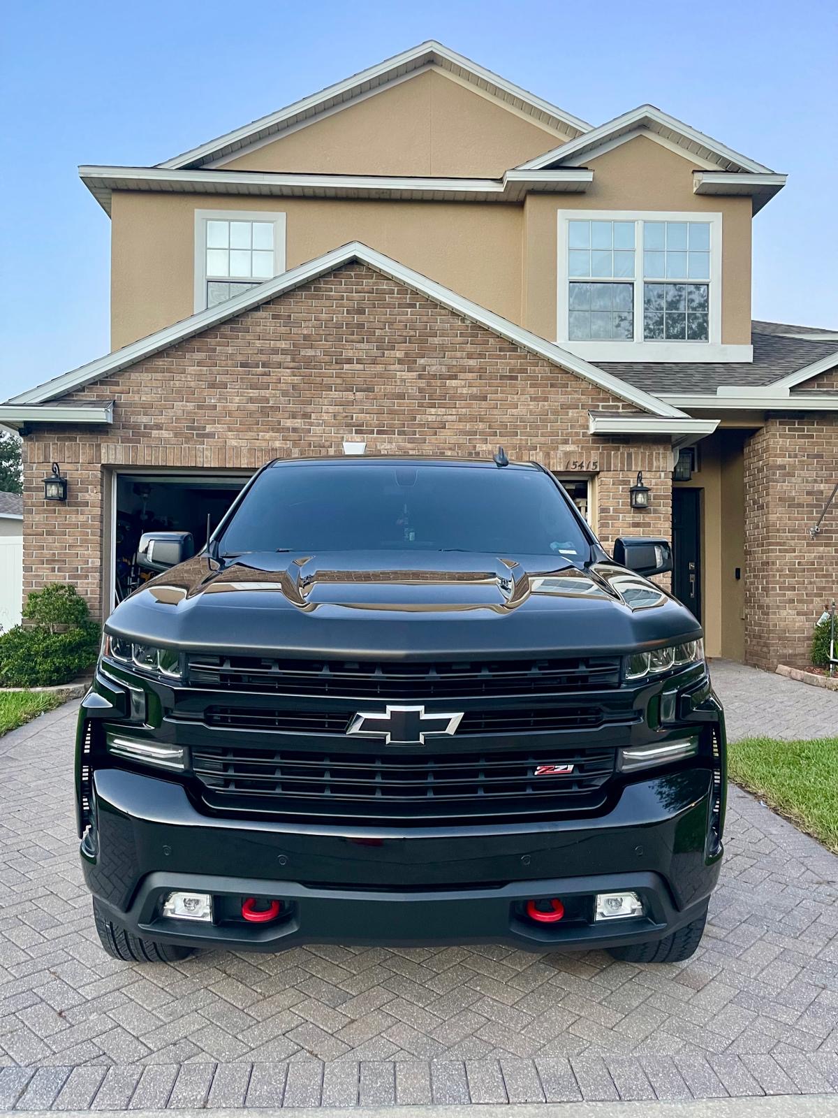 Used 2022 Chevrolet Silverado 1500 LT Trail Boss w/ LT Trail Boss Premium Package AWD/4WD image 1