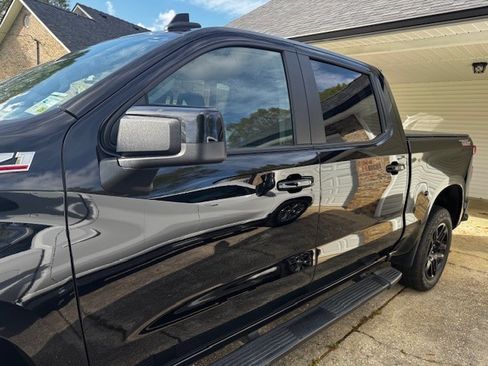 Used 2023 Chevrolet Silverado 1500 LT Trail Boss w/ Protection Package image 10