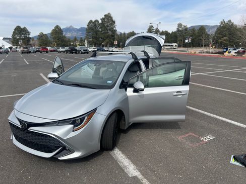 Used 2019 Toyota Corolla XSE image 4