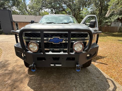 Used 2011 Chevrolet Silverado 2500 LT w/ Interior Plus Package image 5