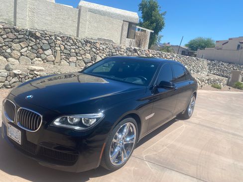 Used 2015 BMW 750Li RWD image 2