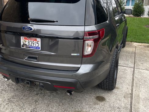 Used 2015 Ford Explorer Sport w/ Equipment Group 401A image 4