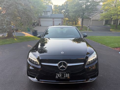 Used 2020 Mercedes-Benz C 300 4MATIC Sedan image 2