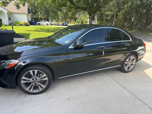 Used 2020 Mercedes-Benz C 300 4MATIC Sedan image 8