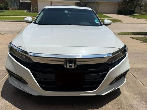 Used 2018 Honda Accord EX-L image 4