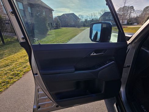 Used 2024 Lexus GX 550 image 14