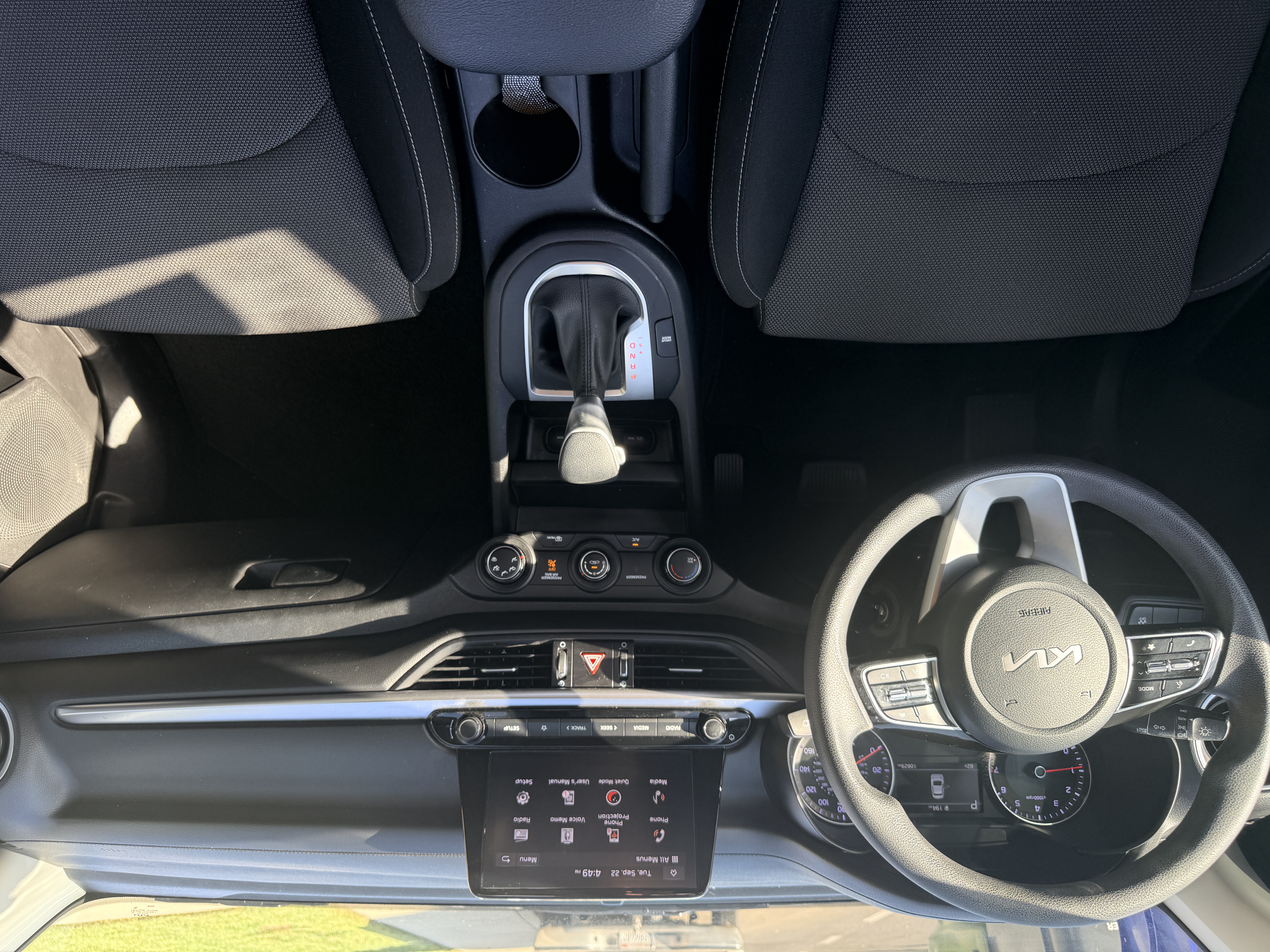 Used 2023 Kia Forte LXS FWD image 10