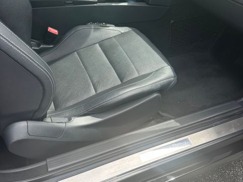 Used 2016 Mercedes-Benz E 400 Cabriolet image 11