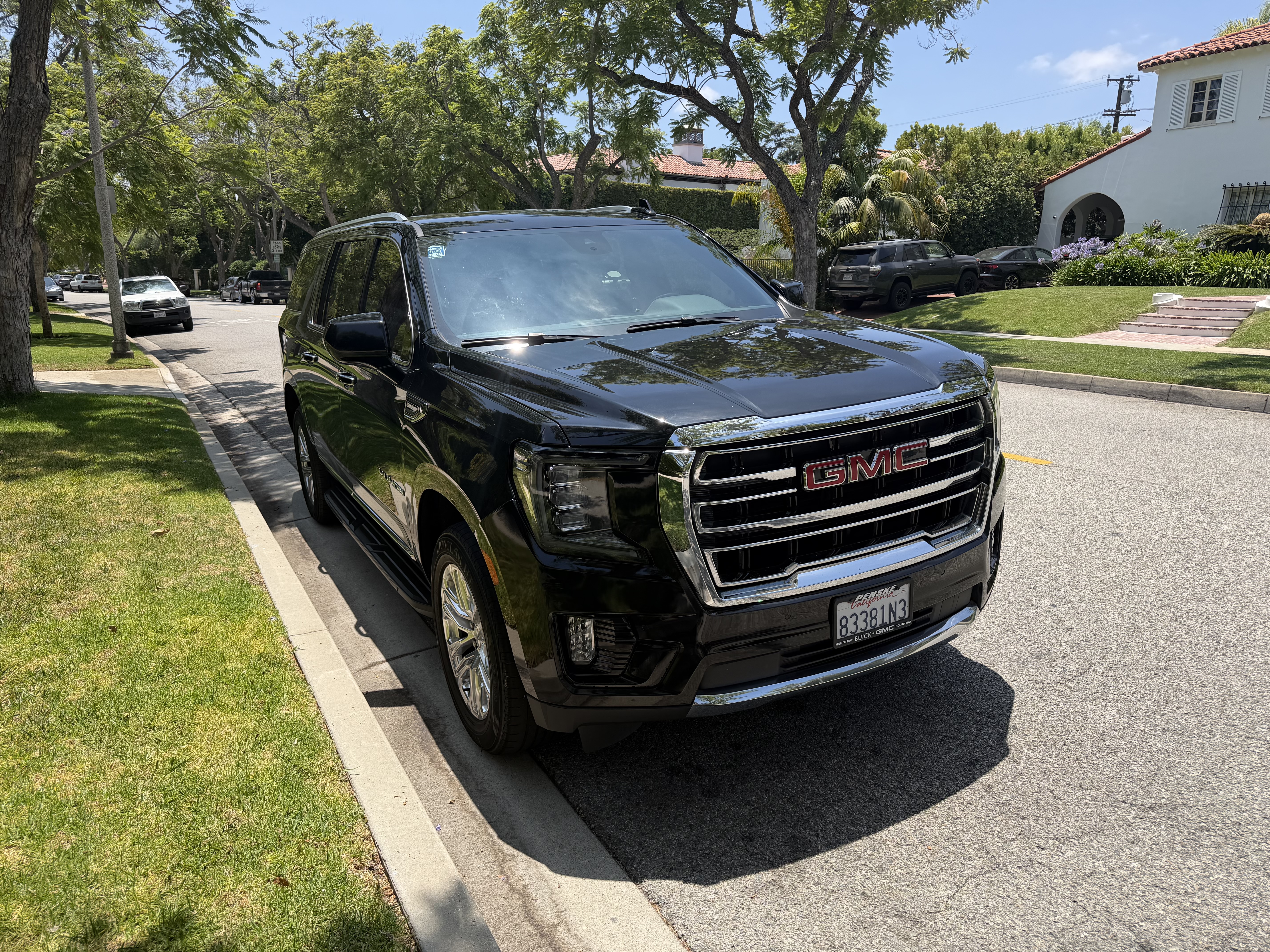Used 2023 GMC Yukon XL SLT RWD image 4