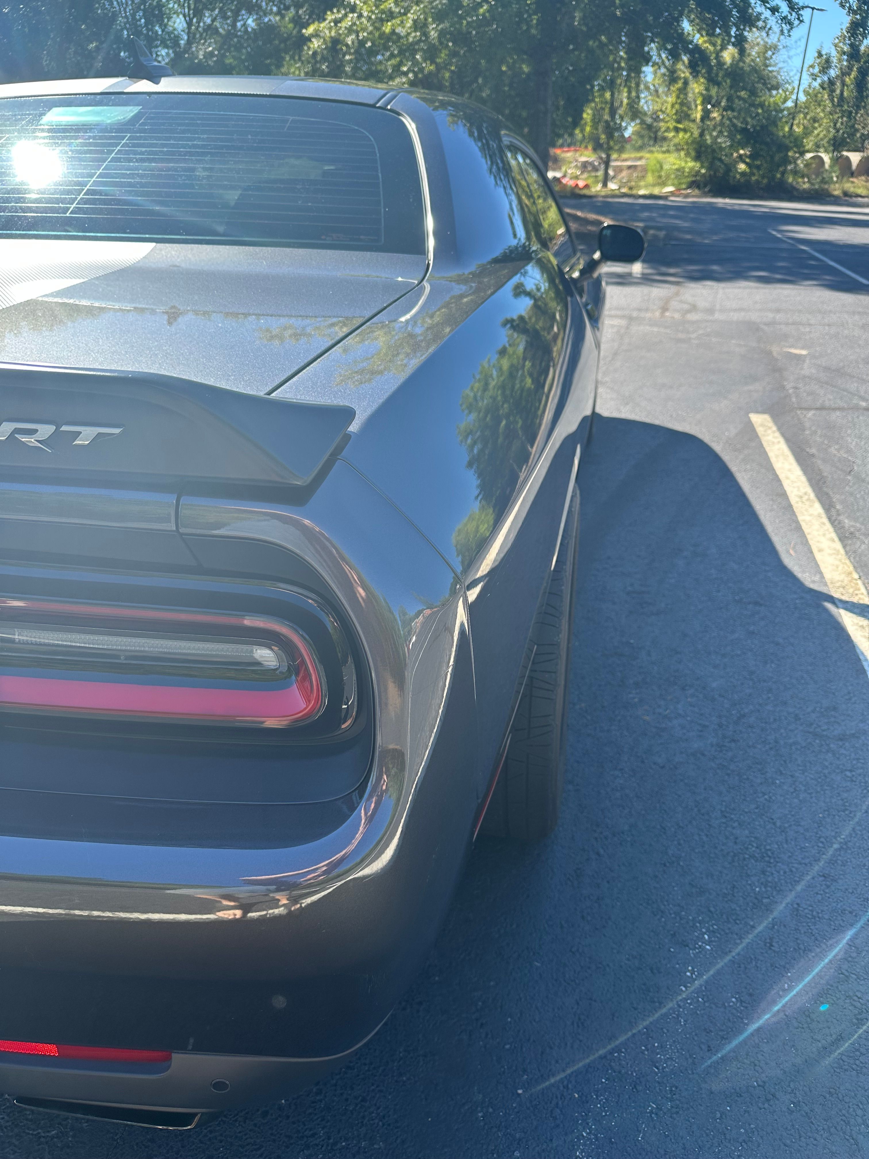 Used 2016 Dodge Challenger SRT Hellcat RWD image 8